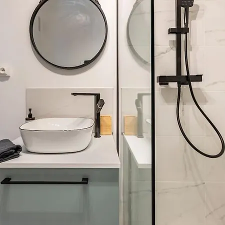 Amazing Studio In Heart Of Paris